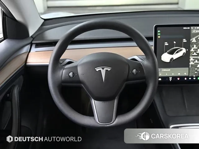 Tesla Model 3 2021 Белый из Кореи, фото 4