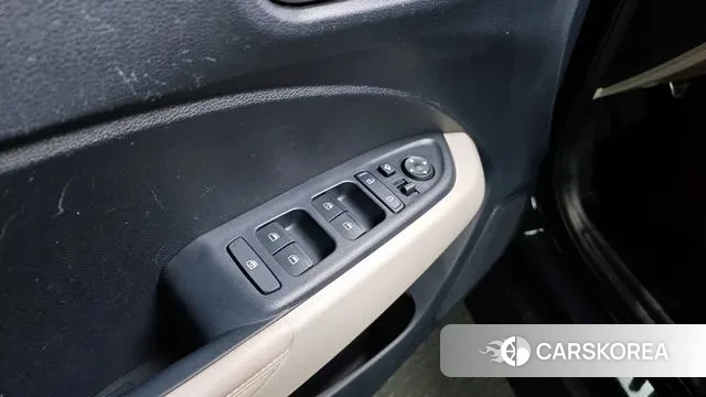 Hyundai Venue 2022 Синий из Кореи, фото 4