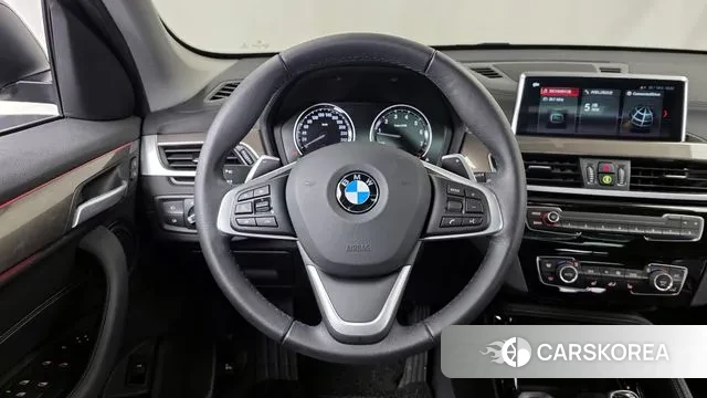 BMW X1 (F48) 2021 Черный из Кореи, фото 4