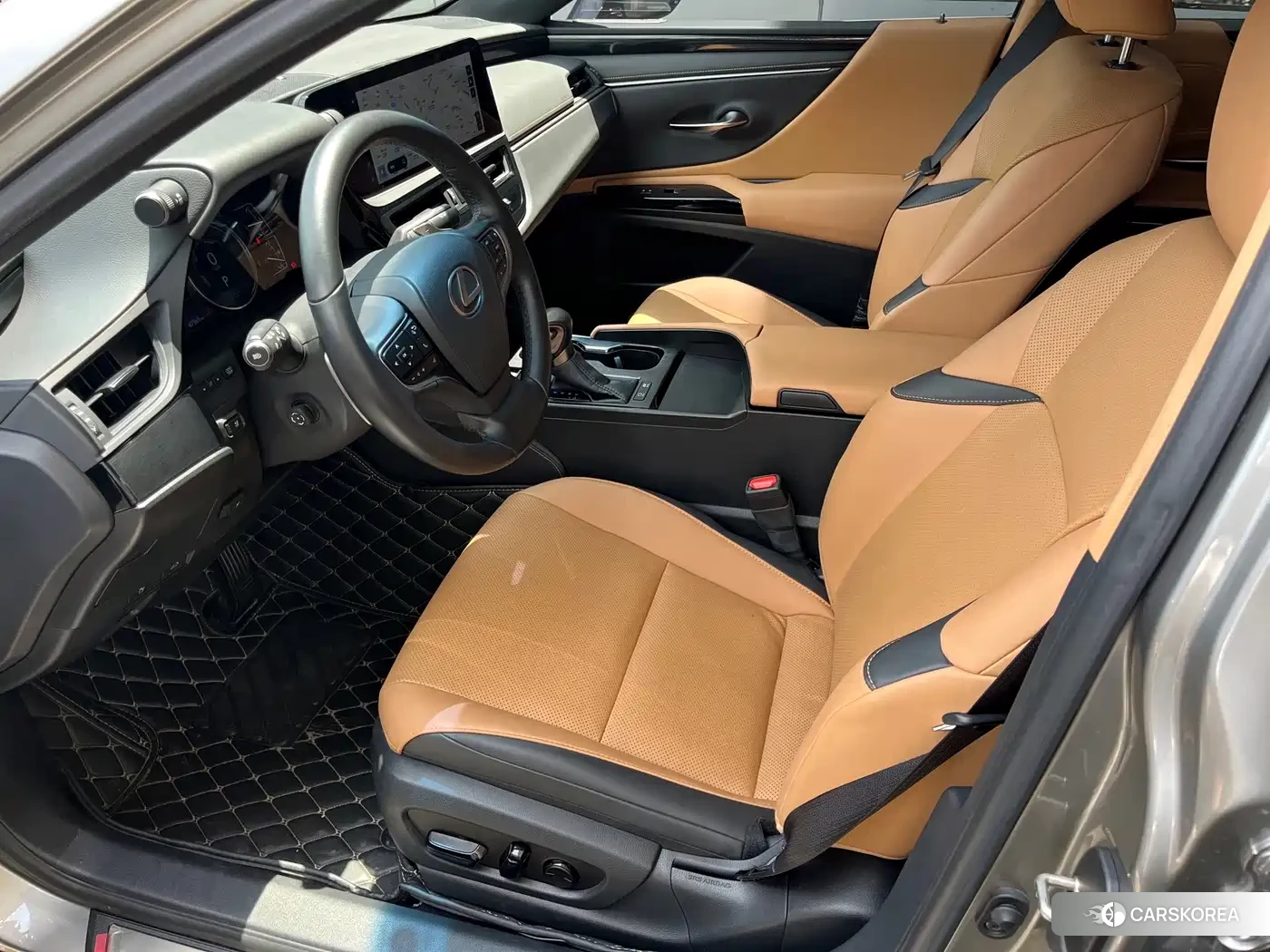 Lexus ES 2024 Silver/gray из Китая, фото 4
