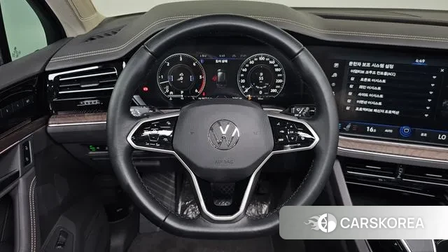 Volkswagen Touareg 3rd generation 2023 Синий из Кореи, фото 4