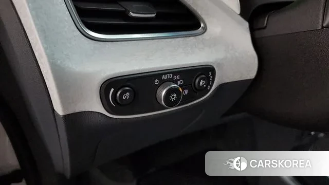 Chevrolet (GM Daewoo) Bolt EV 2018 Белый из Кореи, фото 4