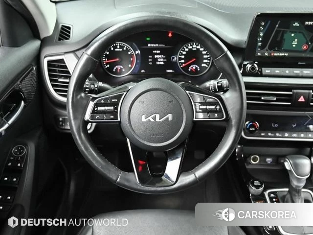 Kia Seltos 2022 Черный из Кореи, фото 4