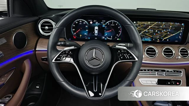 Mercedes-Benz E-Class W213 2023 Белый из Кореи, фото 4