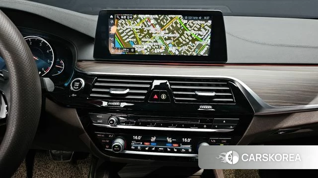 BMW 5 Series (G30) 2018 Серебристо-серый из Кореи, фото 4