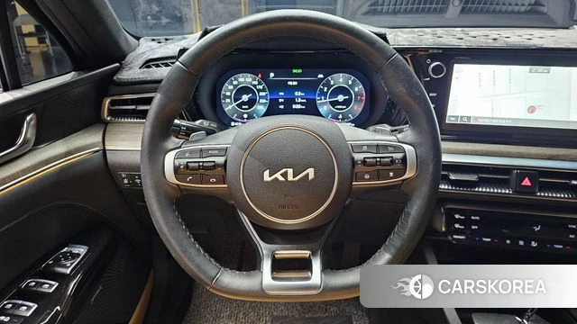 Kia K5 3rd generation 2023 Серый из Кореи, фото 4