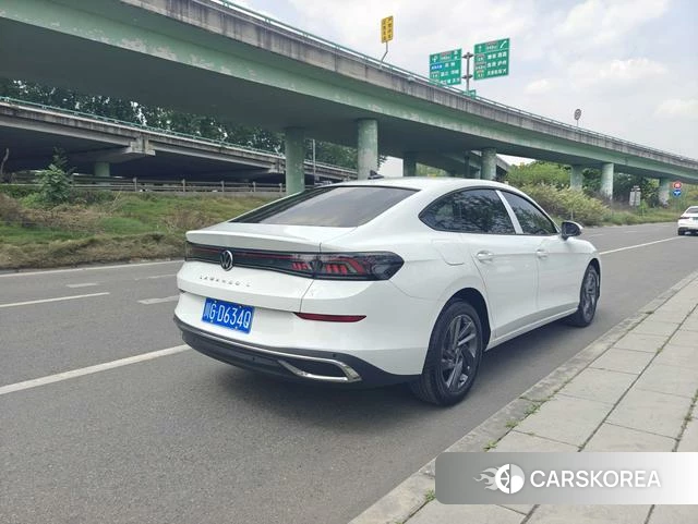 Volkswagen Lingdu 2025 Белый из Китая, фото 4