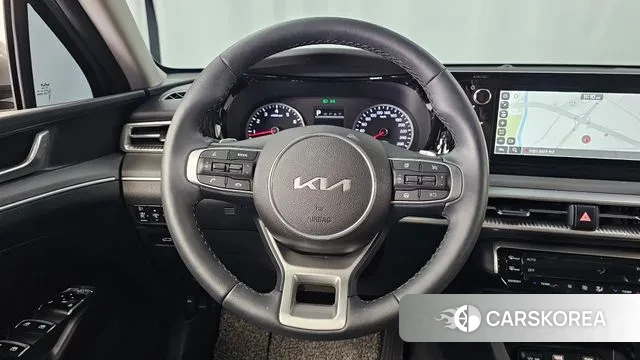 Kia K5 3rd generation 2023 Серый из Кореи, фото 4