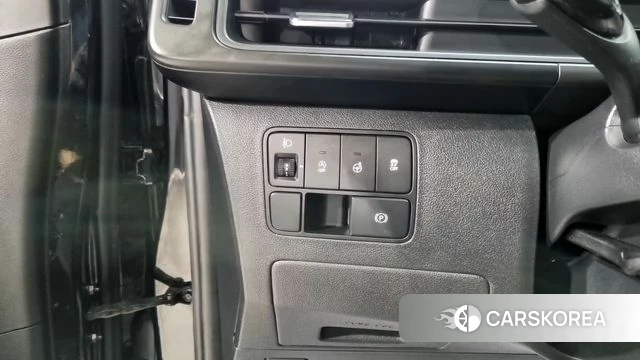 Hyundai Staria 2023 Черный из Кореи, фото 4