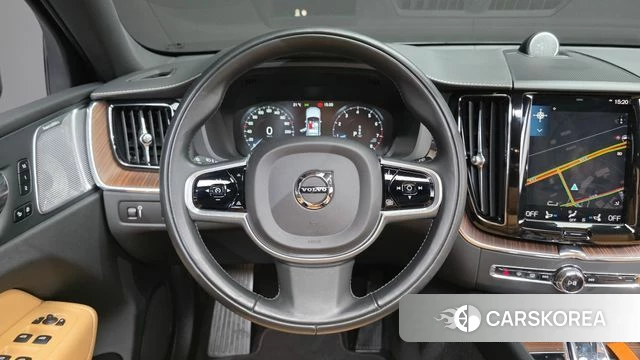 Volvo XC60 second Generation 2021 Серый из Кореи, фото 4