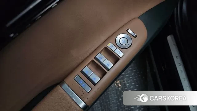 Hyundai Grandeur Hybrid (GN7) 2023 Черный из Кореи, фото 4