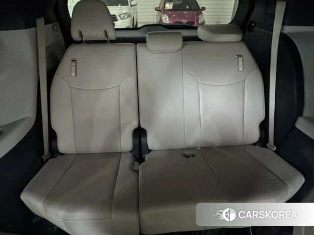 Toyota Saina 2022 Черный из Китая, фото 4