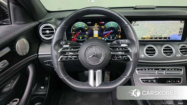 Mercedes-Benz E-Class W213 2022 Черный из Кореи, фото 4