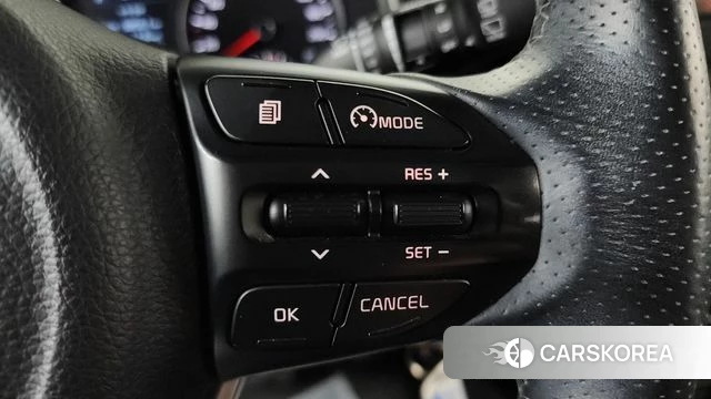 Kia Stonic 2018 Белый из Кореи, фото 4
