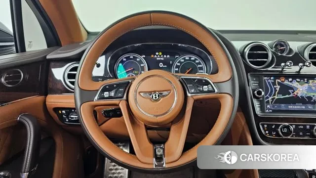 Bentley Bentayga 2018 Черный из Кореи, фото 4