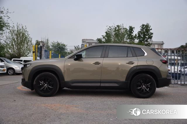 Mazda CX-50 line also 2024 Желтый из Китая, фото 4