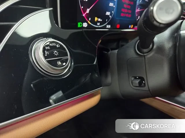 Mercedes-Benz E-Class W214 2025 Черный из Кореи, фото 4