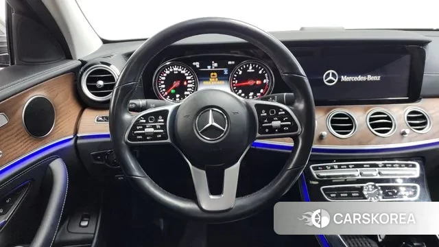 Mercedes-Benz E-Class W213 2020 Серый из Кореи, фото 4