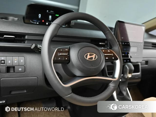 Hyundai Staria 2025 Черный из Кореи, фото 4