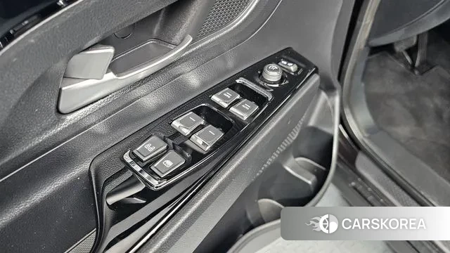 Ssangyong Beautiful Korando 2022 Черный из Кореи, фото 4