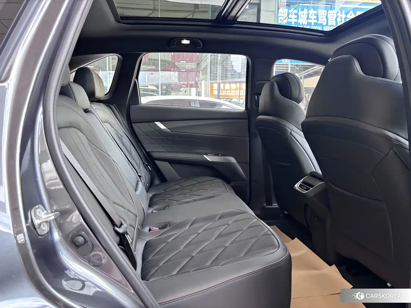 Chang'an CS75PLUS 2026 Silver/gray из Китая, фото 4