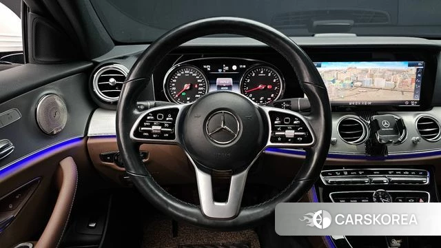 Mercedes-Benz E-Class W213 2018 Белый из Кореи, фото 4