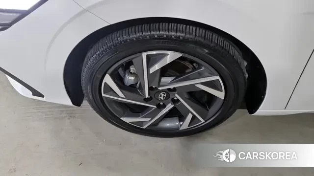 Hyundai The New Avante (CN7) 2024 Желтый из Кореи, фото 4