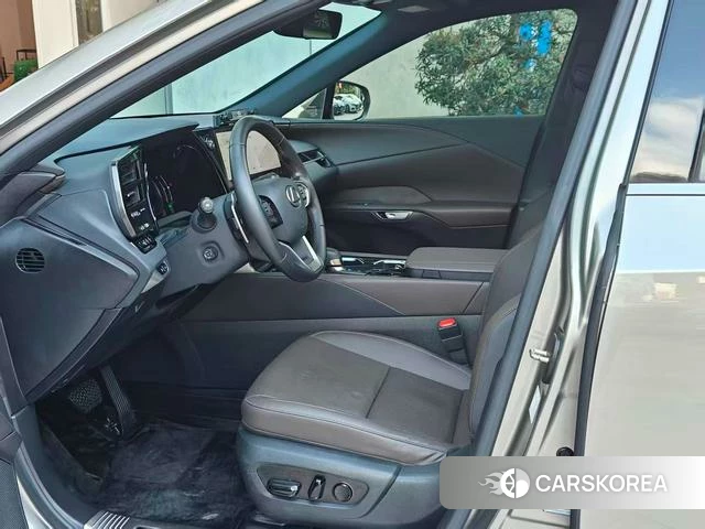 Lexus RX 2023 Серебристо-серый из Китая, фото 4