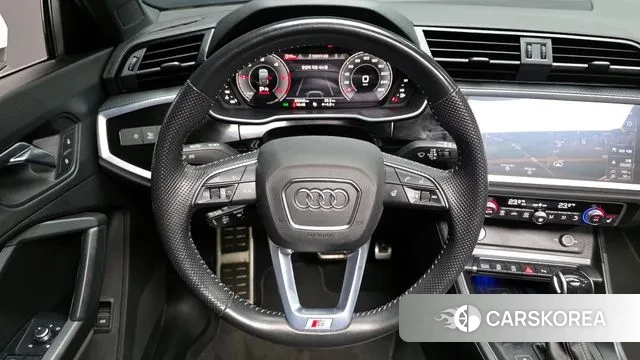 Audi Q3 (F3) 2020 Белый из Кореи, фото 4