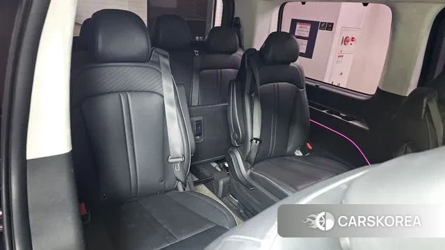 Hyundai Staria 2023 Черный из Кореи, фото 4