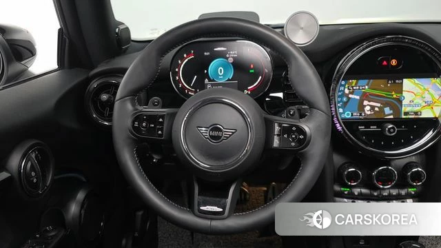 Mini Cooper S 2023 Белый из Кореи, фото 4