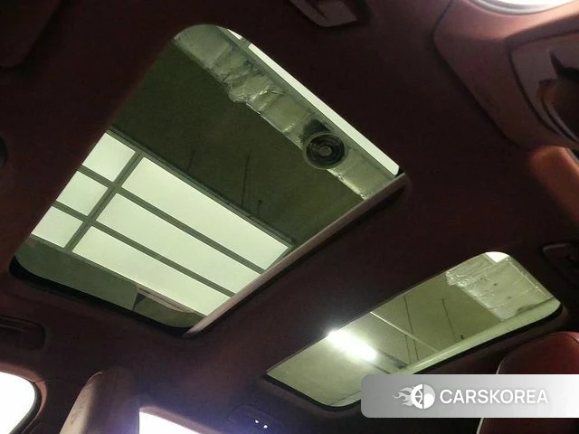 Porsche Panamera (976) 2026 Серебристо-серый из Кореи, фото 4