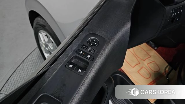 Hyundai Staria 2024 Серебряный из Кореи, фото 4