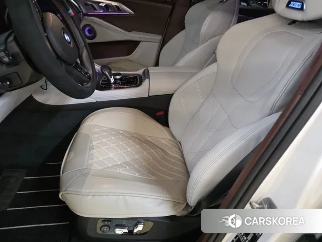 BMW XM (G09) 2023 Белый из Кореи, фото 4