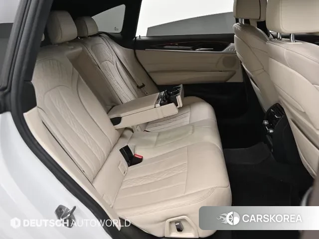 BMW 6 Series GT (G32) 2018 Белый из Кореи, фото 4