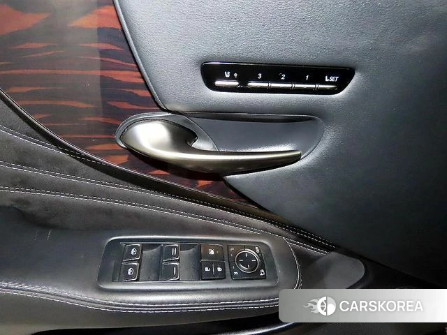Lexus LS500 5th generation 2018 Серый из Кореи, фото 4