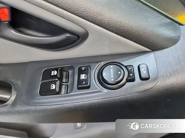 Hyundai The New Grand Starex 2018 Желтый из Кореи, фото 4