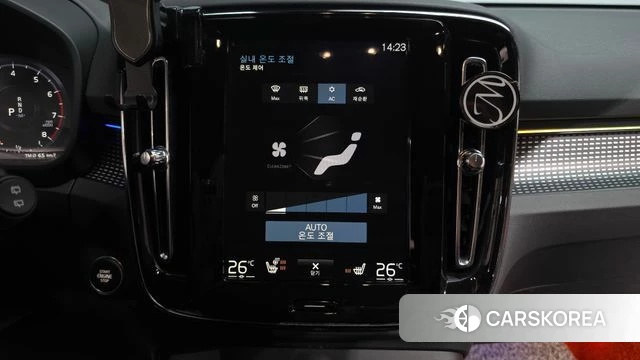 Volvo XC40 2019 Серый из Кореи, фото 4