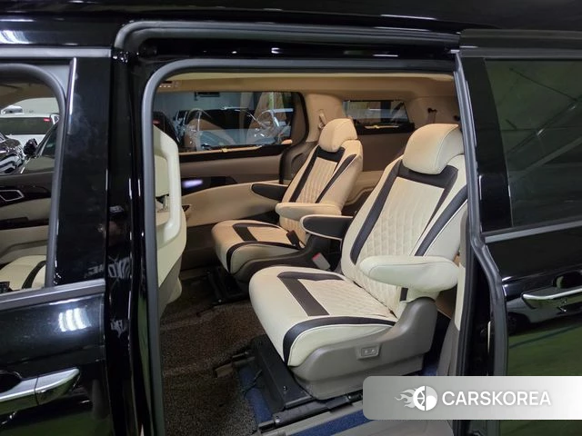 Kia Carnival 4th generation 2021 Черный из Кореи, фото 4
