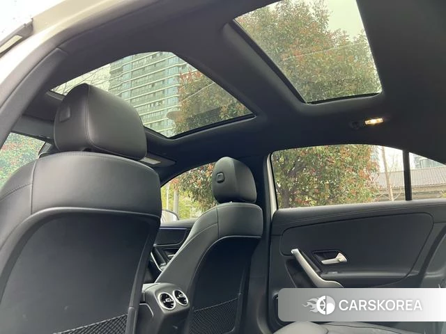 Mercedes-Benz Class A 2022 Белый из Китая, фото 4