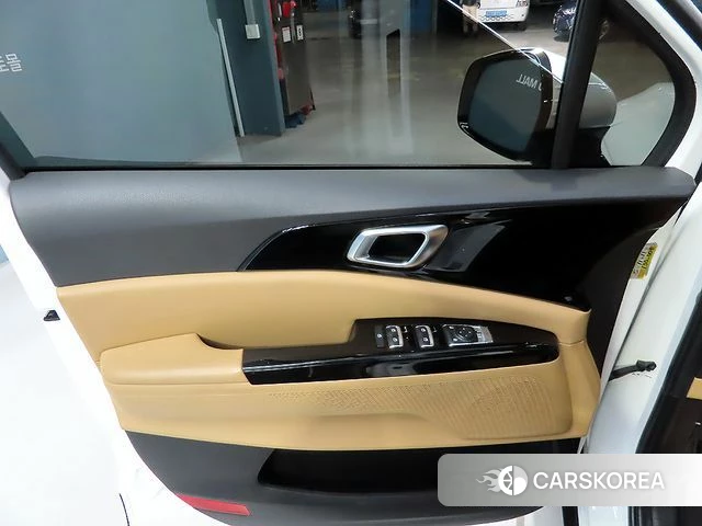 Kia Carnival 4th generation 2022 Белый из Кореи, фото 4