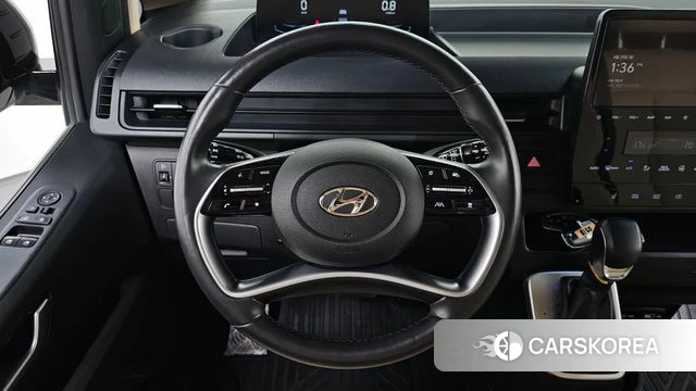 Hyundai Staria 2023 Белый из Кореи, фото 4