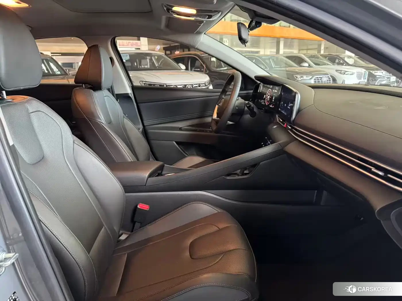Hyundai Elantra 2022 Silver/gray из Китая, фото 4