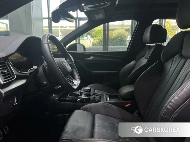 Audi Q5L 2023 Черный из Китая, фото 4