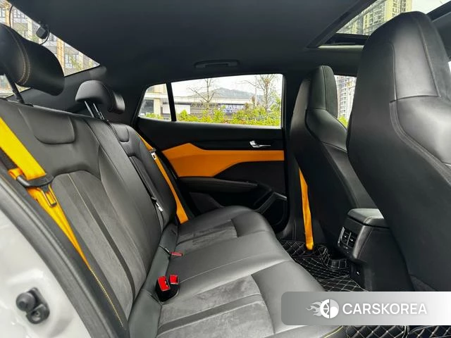 Dongfeng Fengshen Yi Hyun 2023 Темно-серый из Китая, фото 4