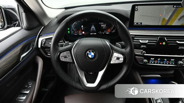 BMW 5 Series (G30) 2022 Черный из Кореи, фото 4