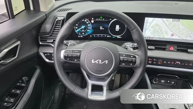 Kia Sportage 5th Generation Hybrid 2024 Белый из Кореи, фото 4