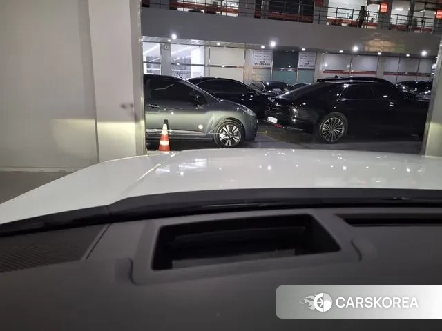 Hyundai Santa Fe (MX5) 2023 Белый из Кореи, фото 4