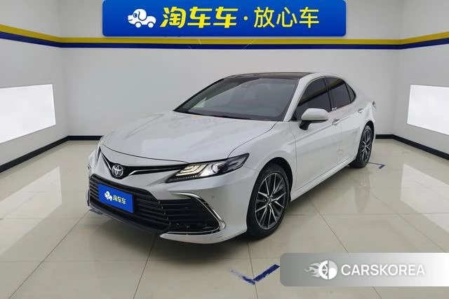 Toyota Camry 2022 Белый из Китая, фото 4