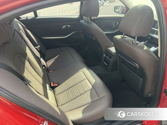 BMW 3 series 2021 Красный из Китая, фото 4